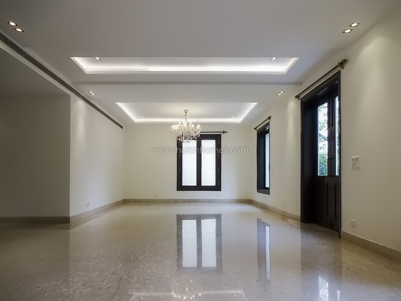 4 BHK Flat For Rent in Vasant Vihar