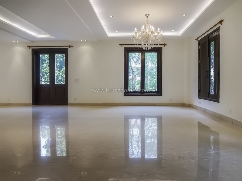 4 BHK Flat For Rent in Vasant Vihar