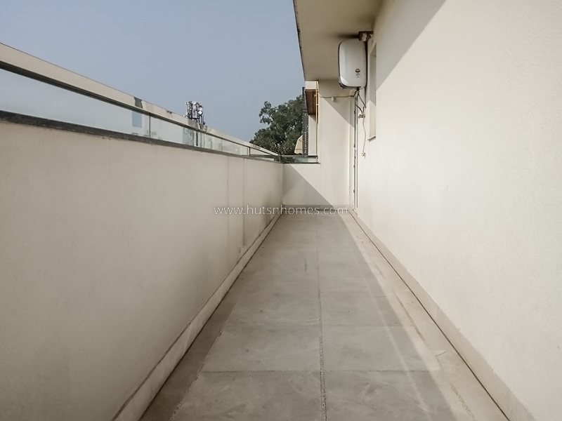 2 BHK Flat For Rent in Vasant Vihar