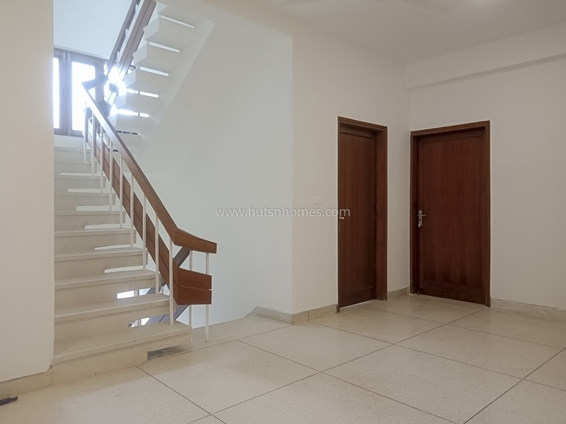 4 BHK House For Rent in Vasant Vihar