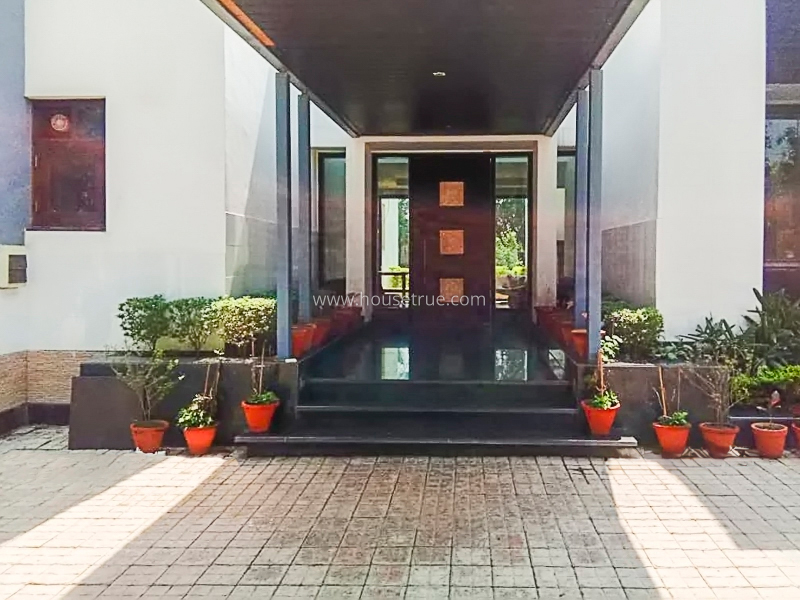 4 BHK Farm House For Rent in Mehrauli Gurgaon Road