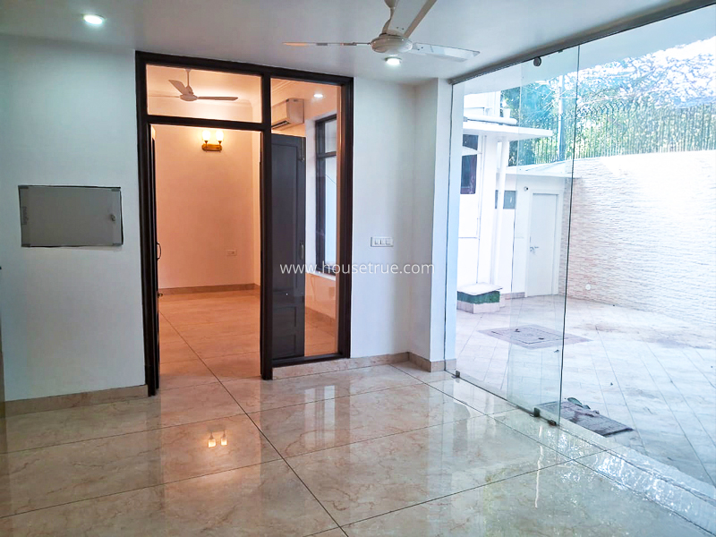 4 BHK Flat For Rent in Golf Links