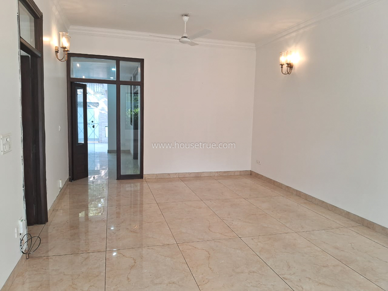 4 BHK Flat For Rent in Golf Links