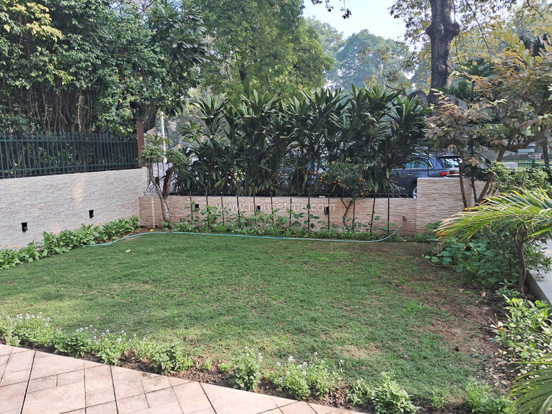 4 BHK Flat For Rent in Golf Links