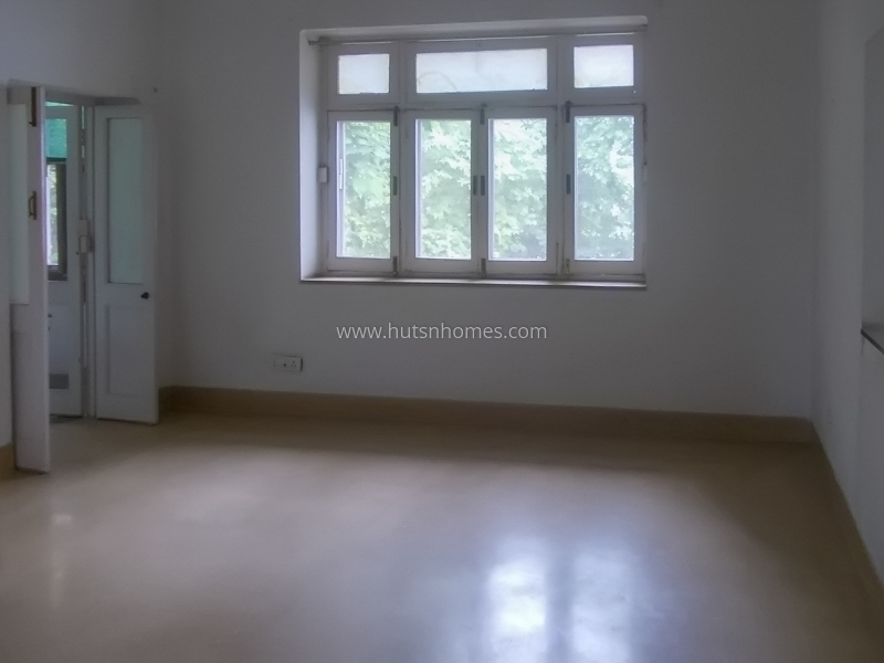 3 BHK Flat For Rent in Sundar Nagar