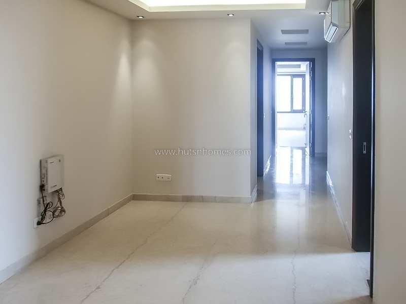 4 BHK Flat For Rent in Anand Lok