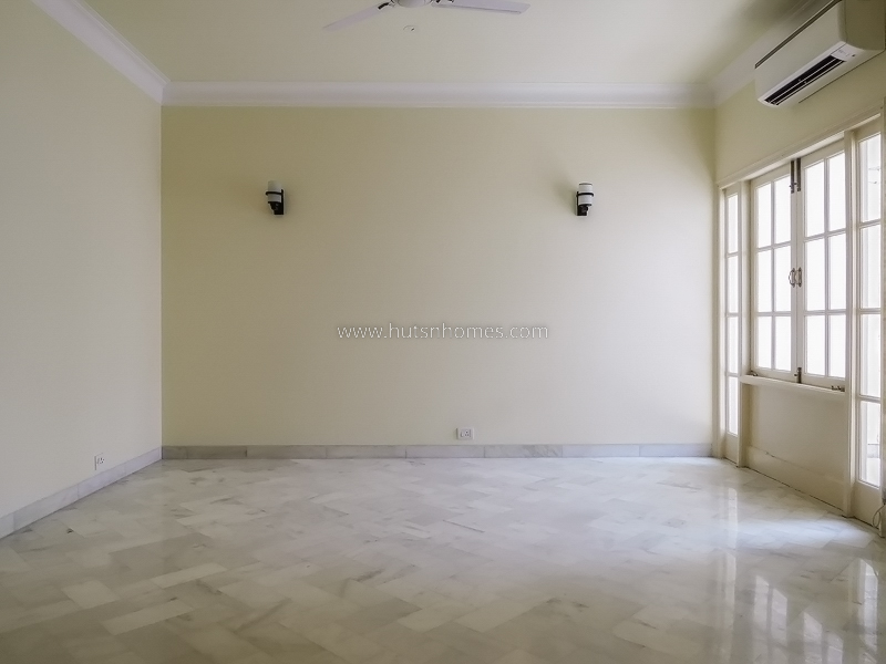 4 BHK House For Rent in Vasant Vihar