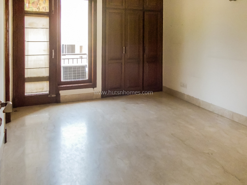 4 BHK Flat For Rent in Jor Bagh