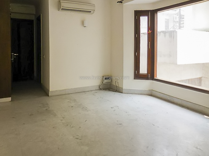 3 BHK Flat For Rent in New Friends Colony