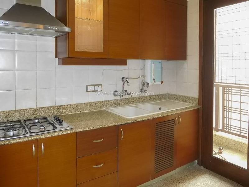 3 BHK Flat For Rent in Vasant Vihar