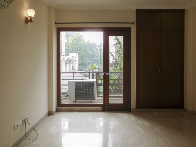 3 BHK Flat For Rent in Vasant Vihar