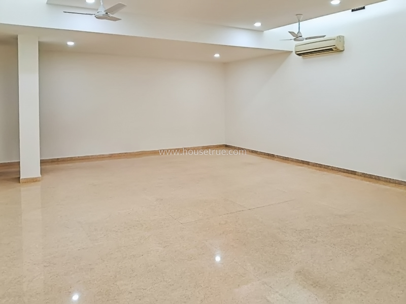 5 BHK Duplex For Rent in Neeti Bagh