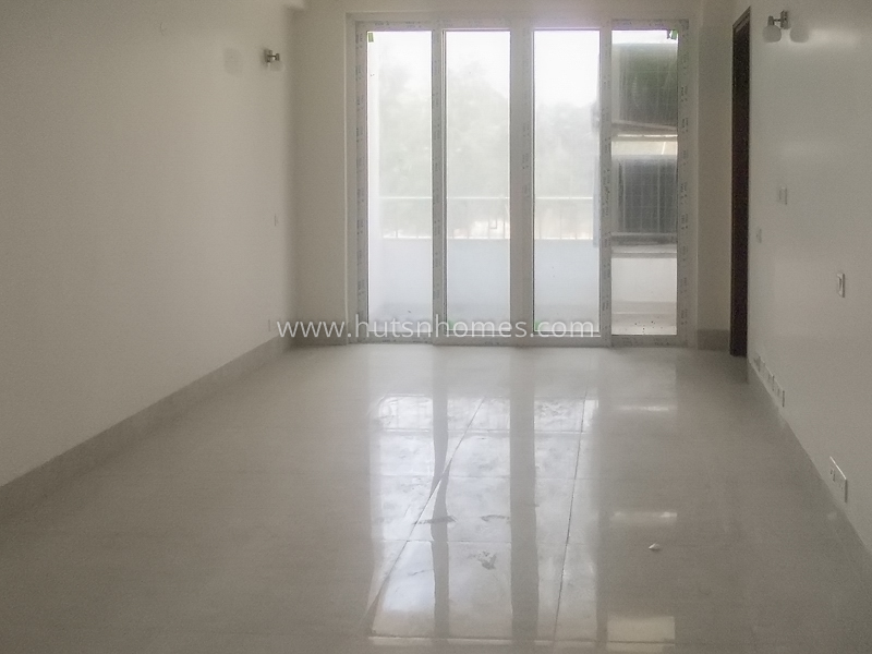 4 BHK Flat For Sale in Chanakyapuri