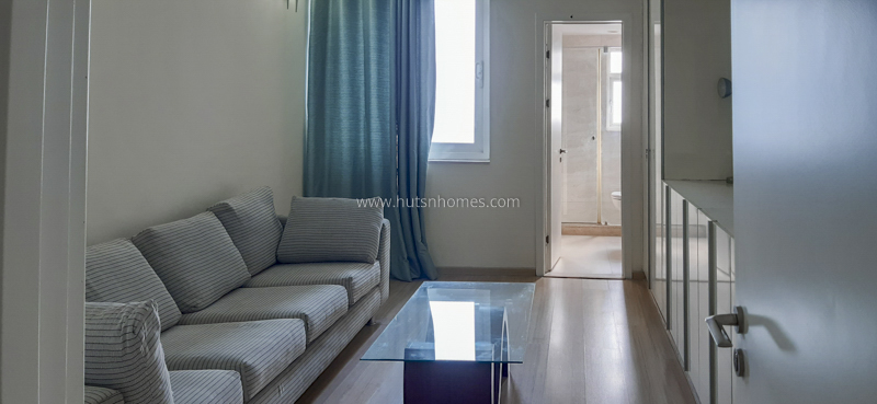 4 BHK Condo For Rent in Golf Course Road