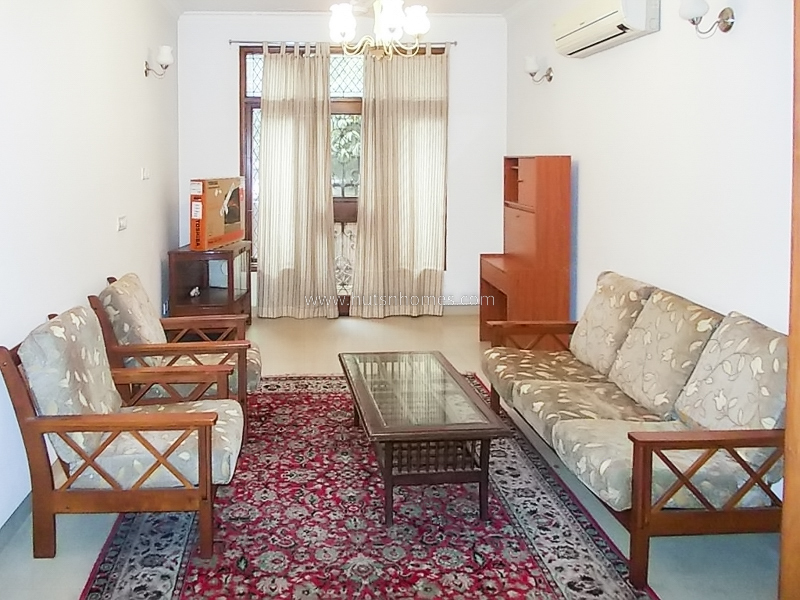 3 BHK Flat For Rent in Defence Colony