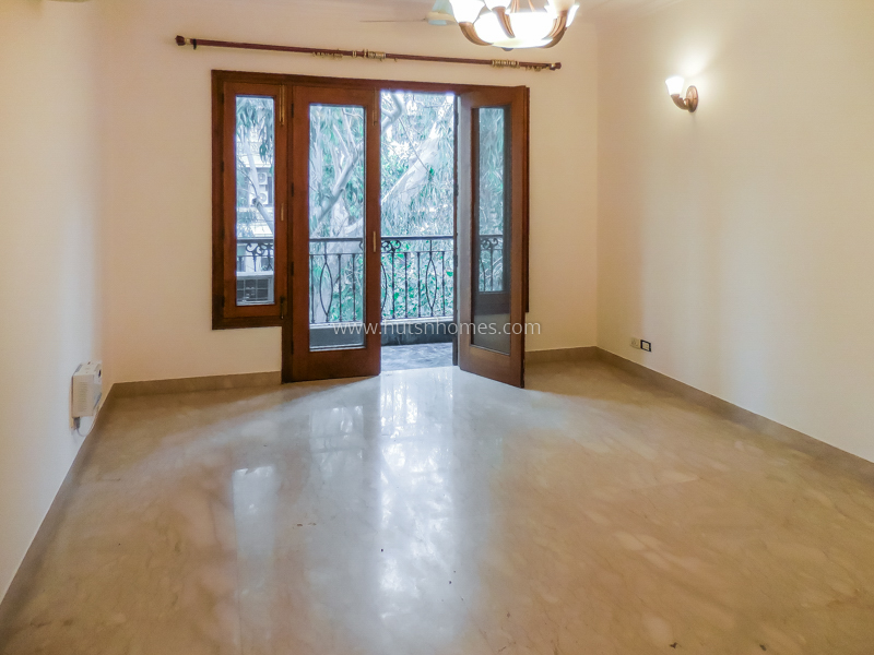 4 BHK Flat For Rent in West End Colony