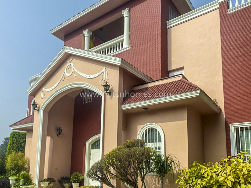 4 BHK Farm House For Rent in DLF Chttarpur