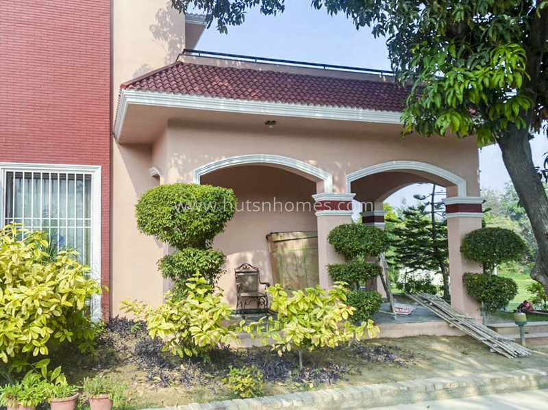 4 BHK Farm House For Rent in DLF Chttarpur