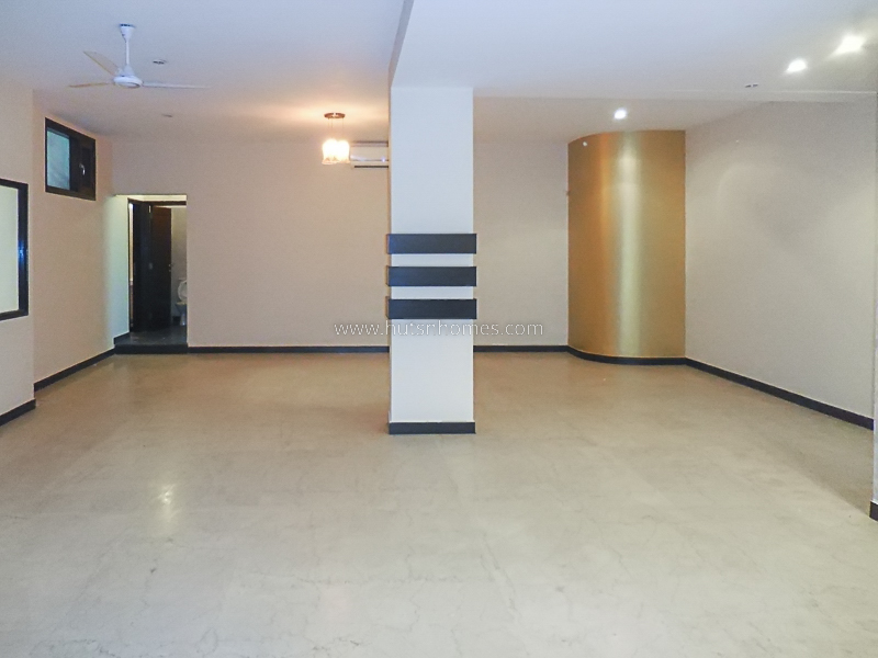 3 BHK Flat For Rent in West End Colony