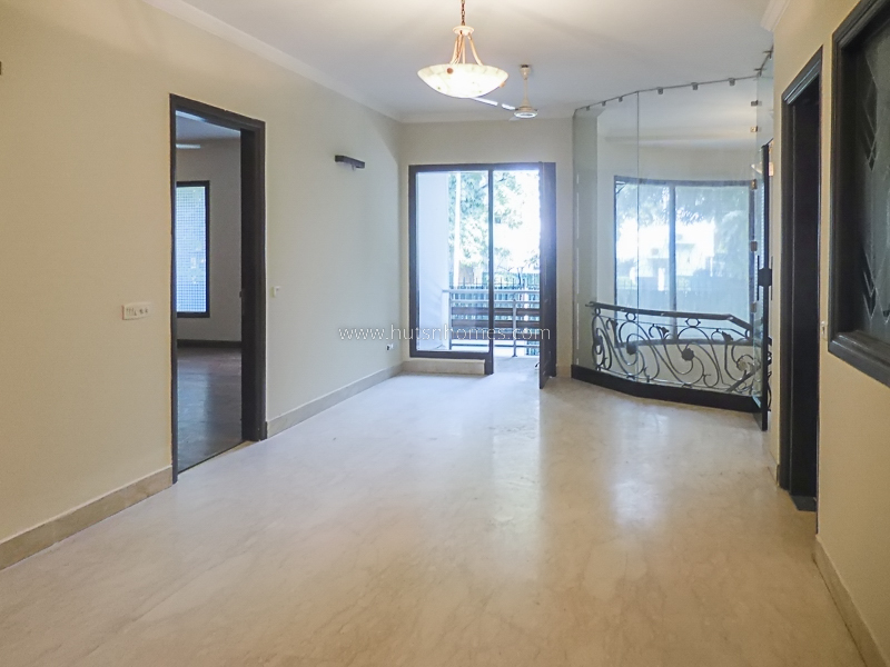 3 BHK Flat For Rent in West End Colony