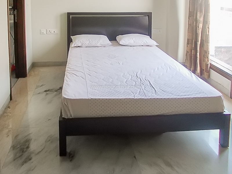 3 BHK Flat For Rent in Defence Colony