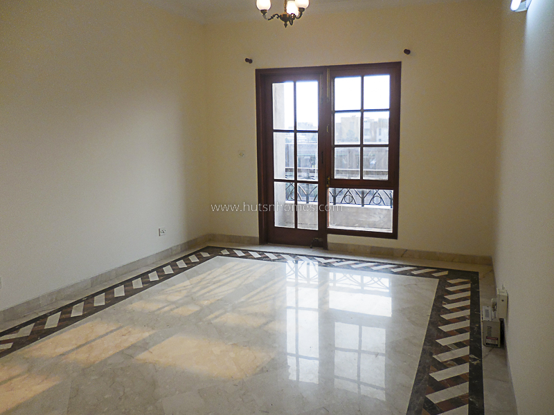 5 BHK Flat For Rent in Vasant Vihar