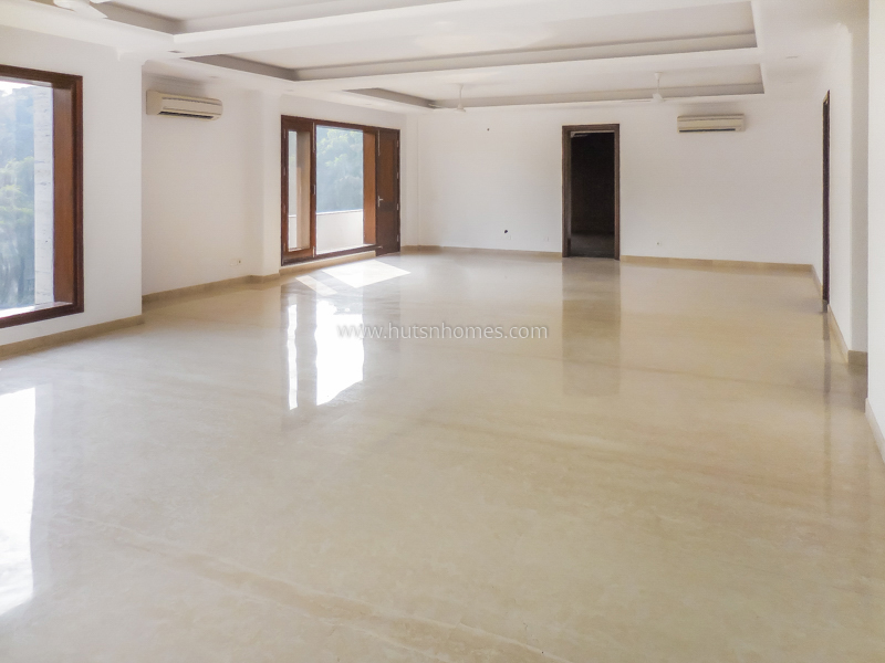 3 BHK Flat For Rent in Chanakyapuri