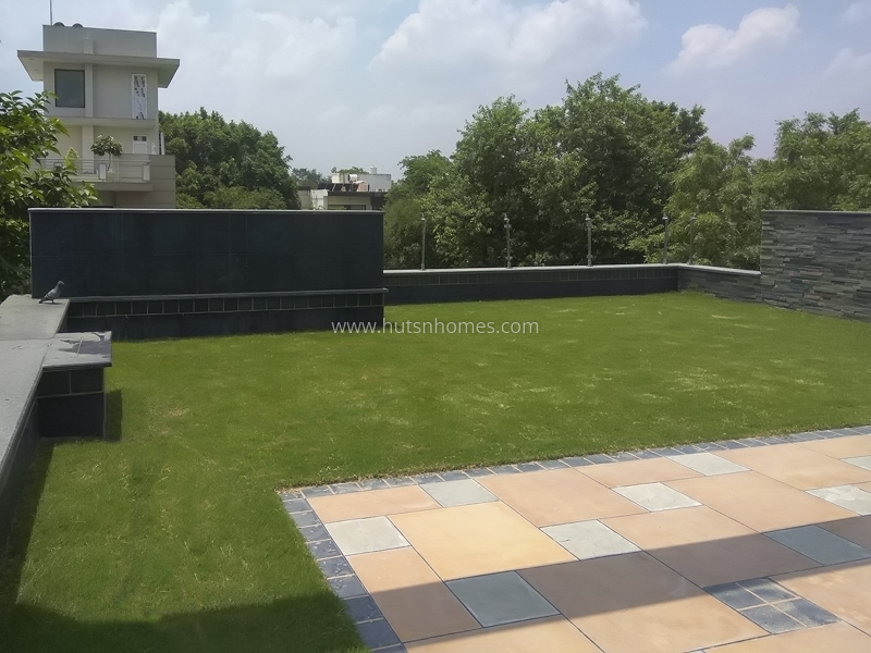 4 BHK Farm House For Sale in Vasant Kunj