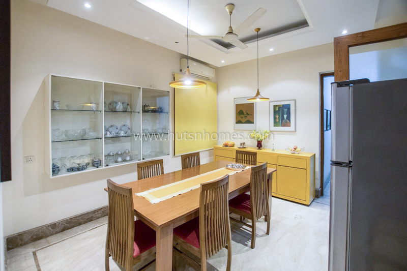 4 BHK Flat For Sale in Hauz Khas Enclave