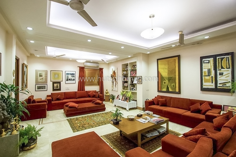 4 BHK Flat For Sale in Hauz Khas Enclave