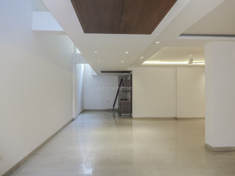 5 BHK Duplex For Sale in Maharani Bagh