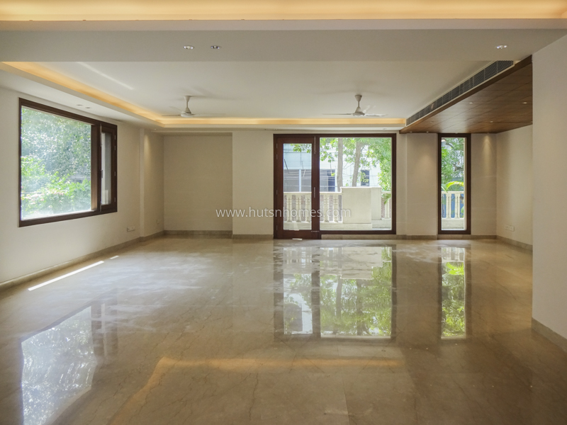 5 BHK Duplex For Sale in Maharani Bagh