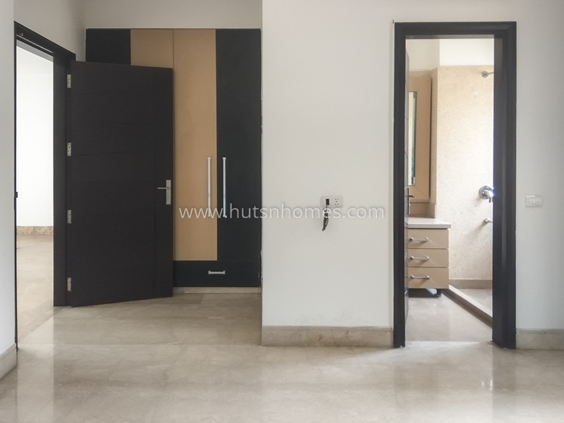 5 BHK House For Sale in Dlf Chattarpur Farms