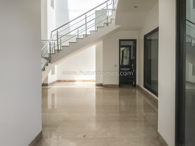 5 BHK House For Sale in Dlf Chattarpur Farms